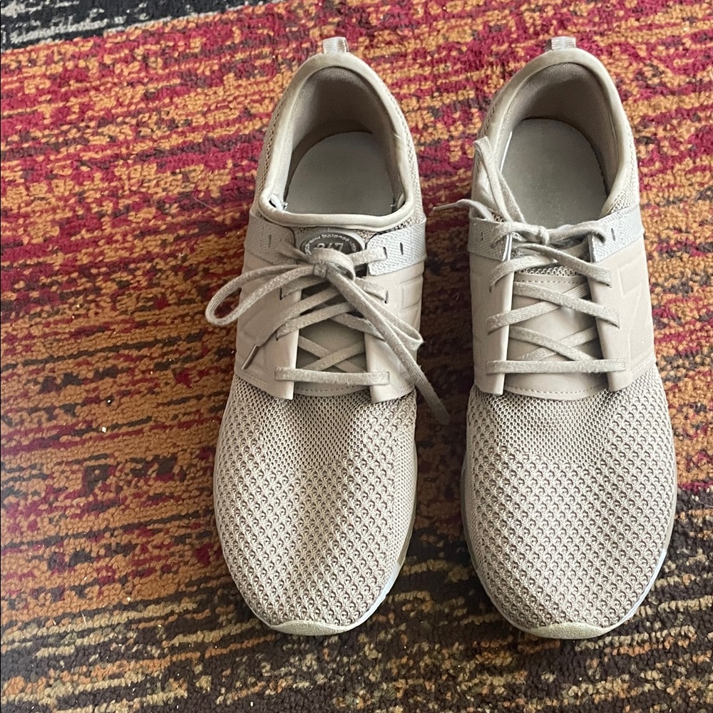 New Balance Men's Beige Sneakers